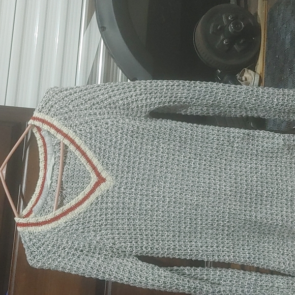 Blue note knitted sweater - Picture 1 of 4